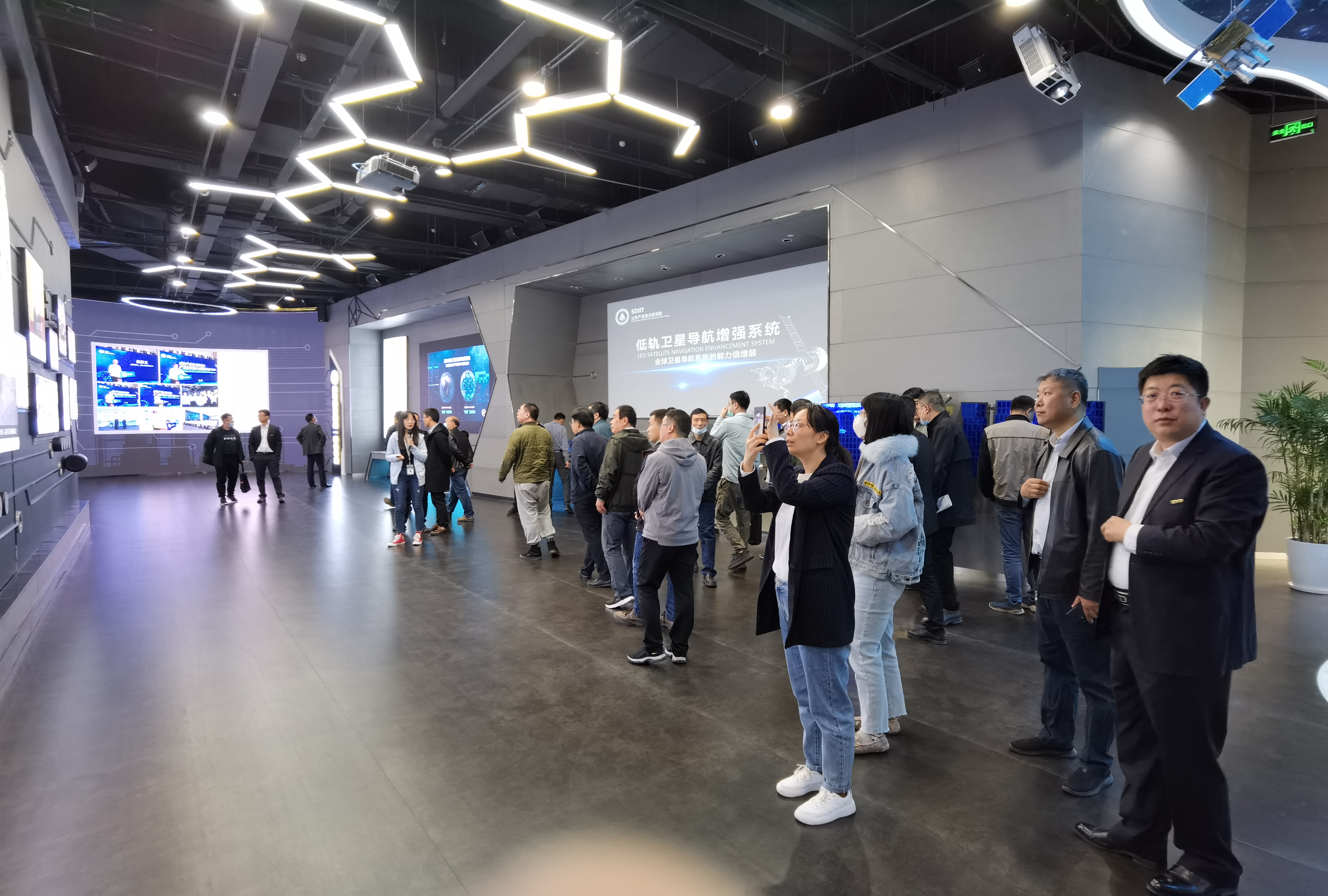 ���ݿ��Ρ��й����ٷ���վ